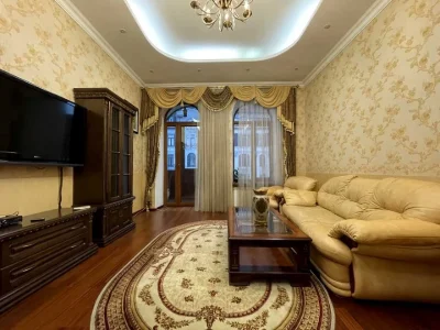Квартира. Саксаганського вул. Київ.