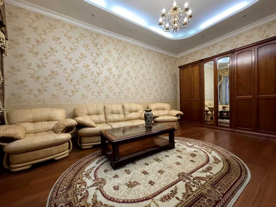 Квартира. Саксаганського вул. Київ.