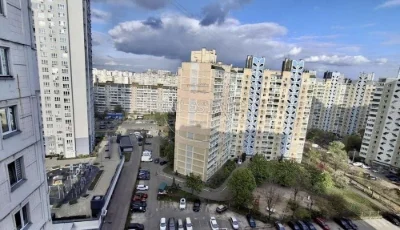For sale cozy euro 2-room apartment Poznyaki Kharkivska 45 m Va