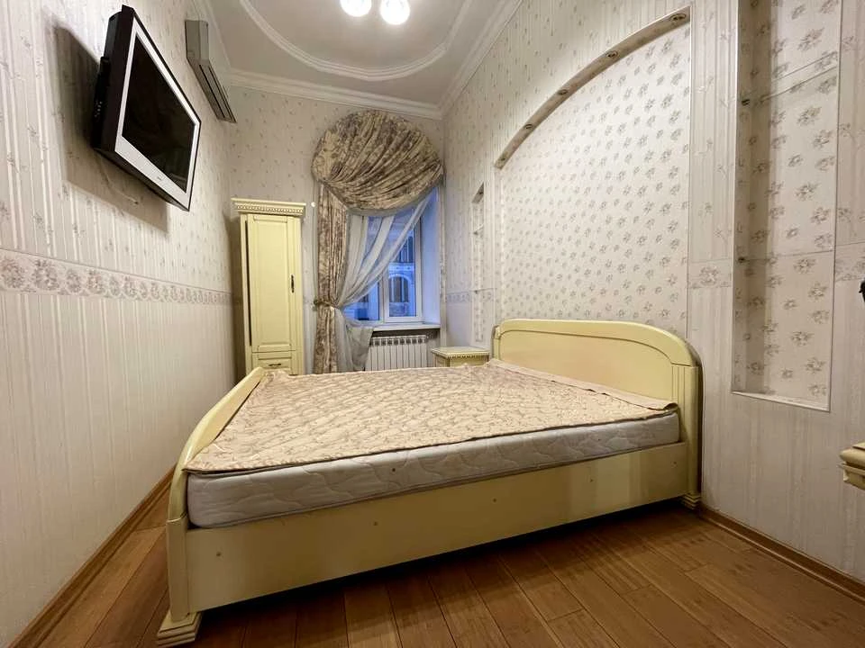 Квартира. Саксаганського вул. Київ.
