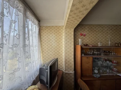 продаж квартири 1кім 31м 9пов. Сверстюка 8а метро Лівобережн
