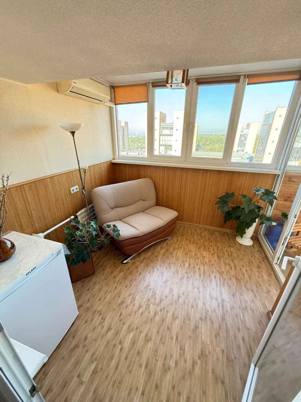 Продам 3-кімнатну квартиру на Сонячному