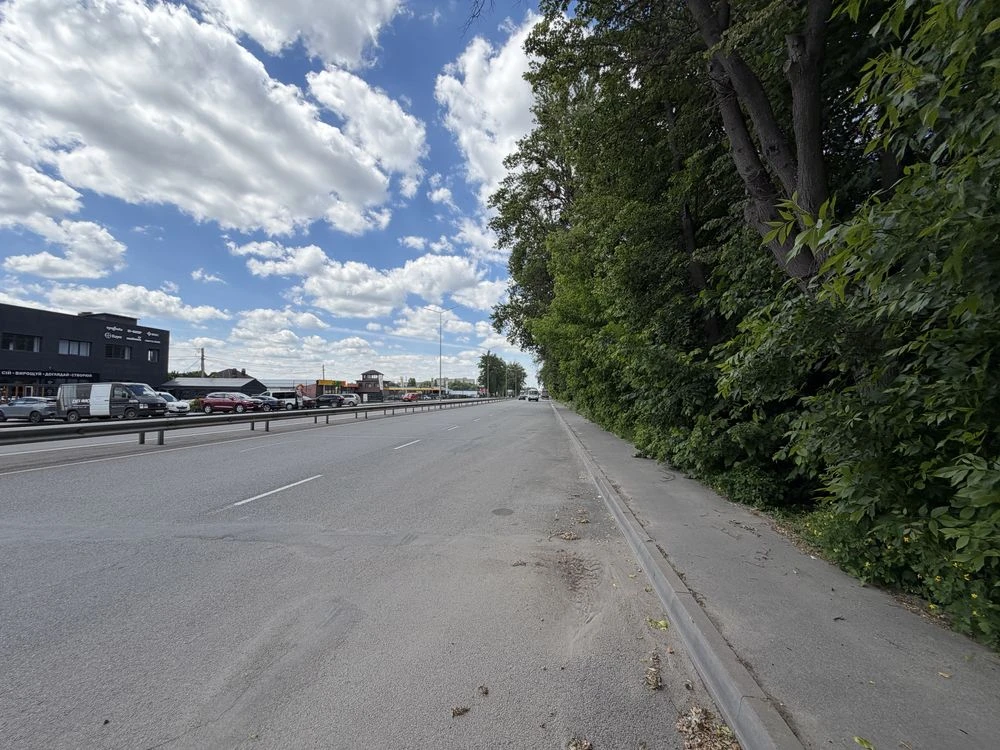 Sale of commercial land plot on Nemirovske Shose,