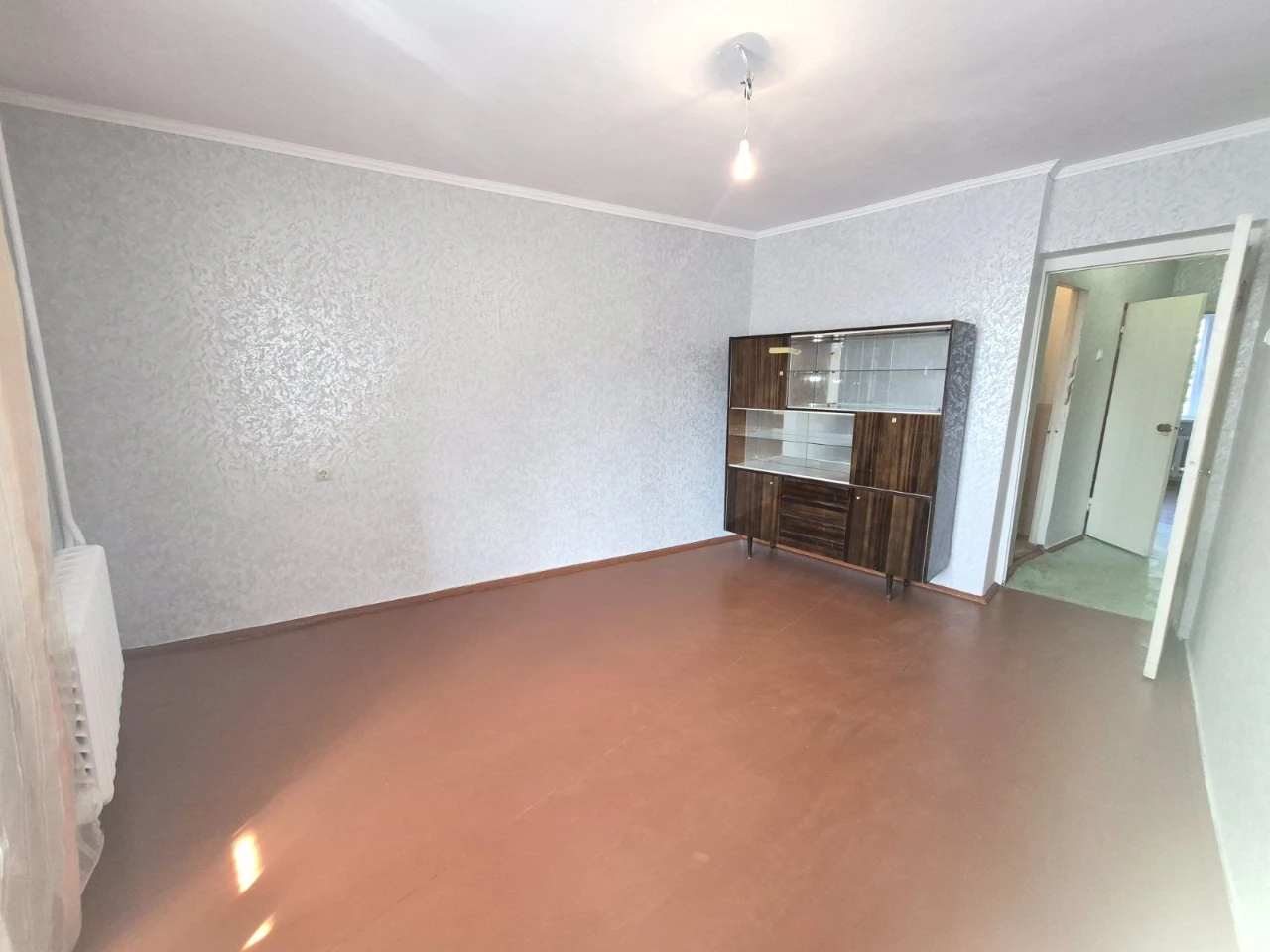 For sale 3-room apartment 66 sq m. CITY CENTER Central Avenue.