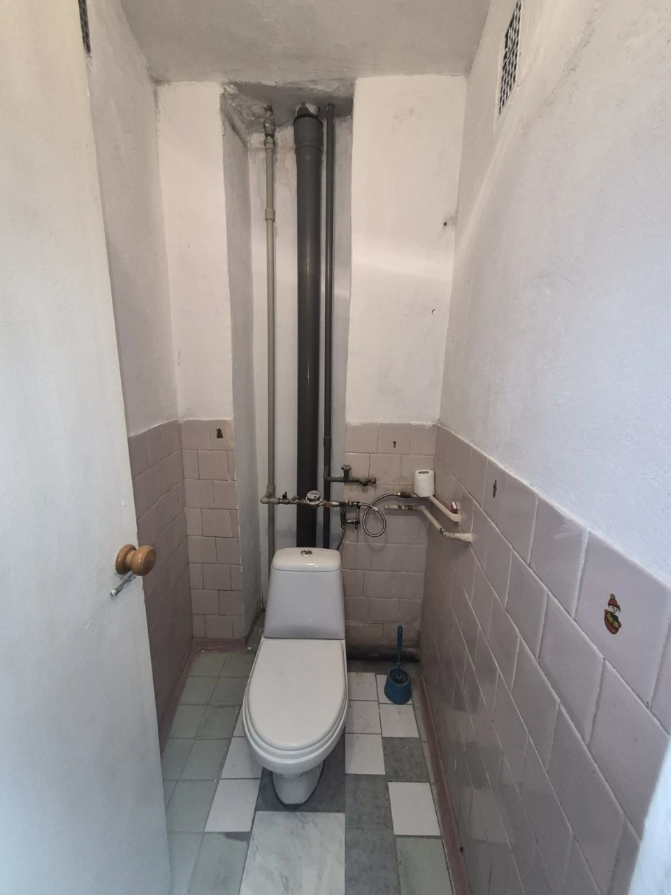For sale 3-room apartment 66 sq m. CITY CENTER Central Avenue.