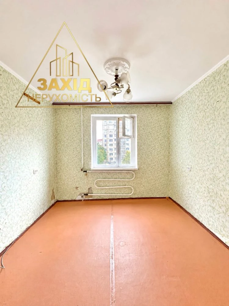 Two-bedroom apartment 49.3 m² on the 3rd floor, Krovchuka Street