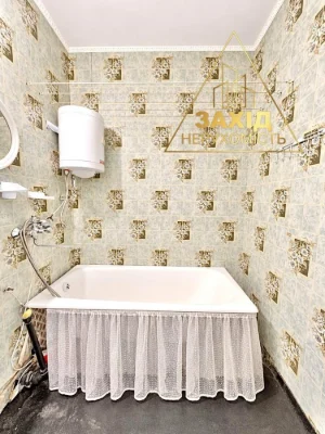 Two-bedroom apartment 49.3 m² on the 3rd floor, Krovchuka Street