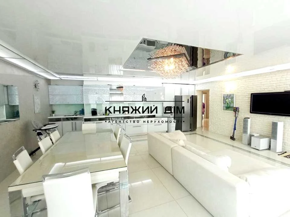 Квартира. Киев, улица Антонивича