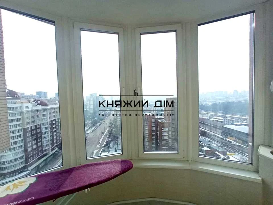 Квартира. Киев, улица Антонивича