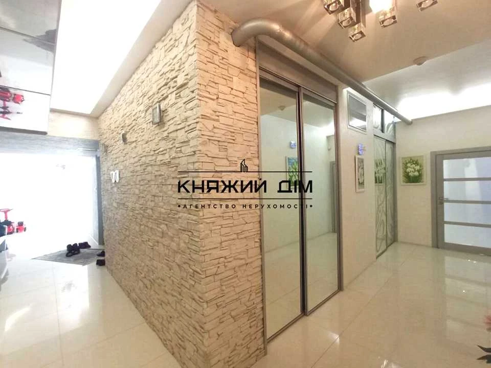 Квартира. Киев, улица Антонивича