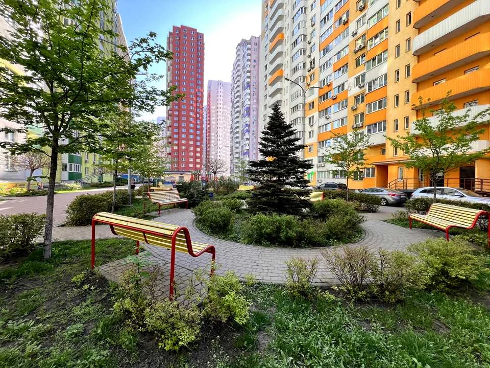 Квартира. Київ, Юлії Здановської вул.