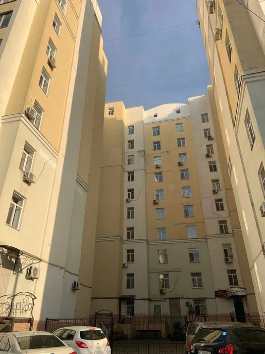 Продам квартиру на Левитане в новом доме.Кирпич. Газ.Эвид