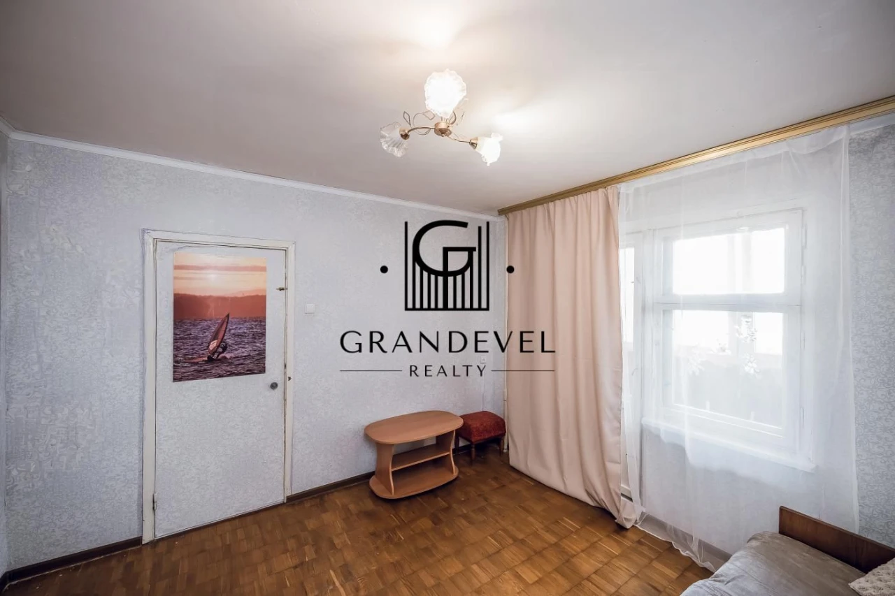 Продаж 2-кімнатній квартири Шалімова (Г. Севастополя) 23а. Відрадний,