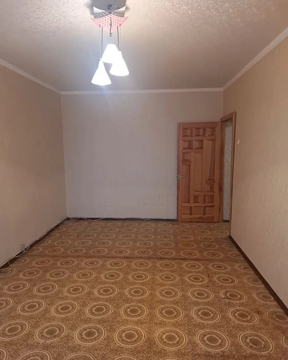 Selling a real 3 sq. m apartment in a high-rise building near Sport metro station.
