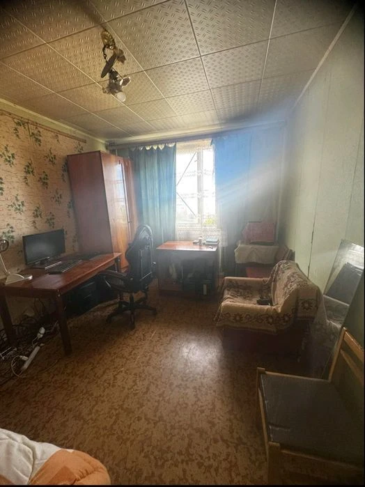 Selling a real 3 sq. m apartment in a high-rise building near Sport metro station.