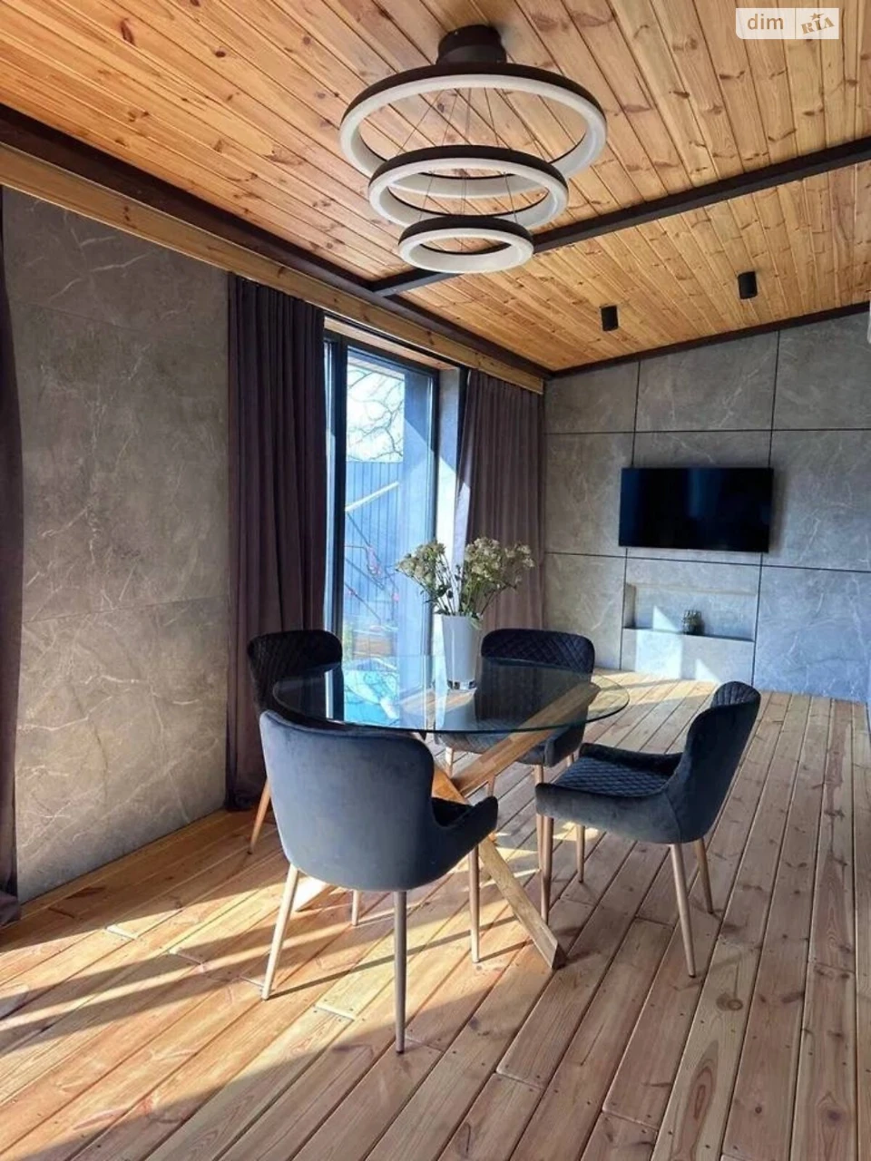House for Sale, Darnytskyi