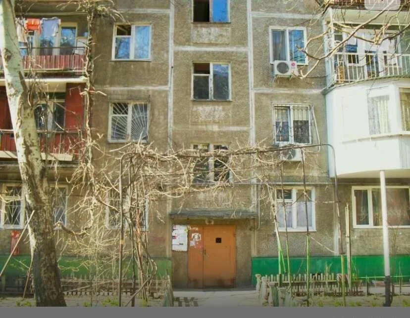 Продам 2-ком. квартиру в Аркадии, на ул. Солнечной