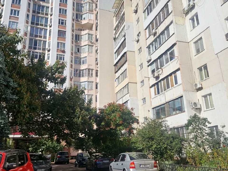 Квартира. Одесса, Полуничный проспект.