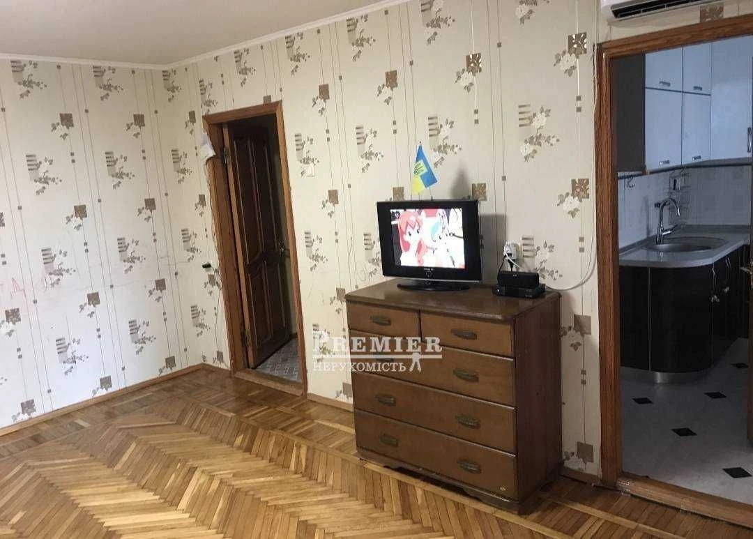 Продається 3-кімнатна квартира з ремонтом на Марсельській / Доб