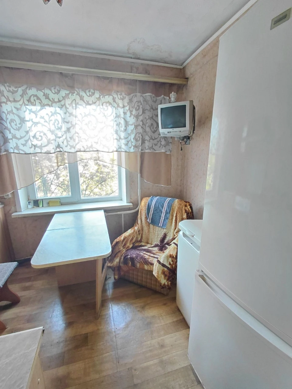 Продается 3-комнатная квартира в Хортицком районе.