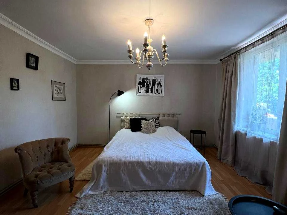 House. Uzhgorod, Vasyl Komendary St.