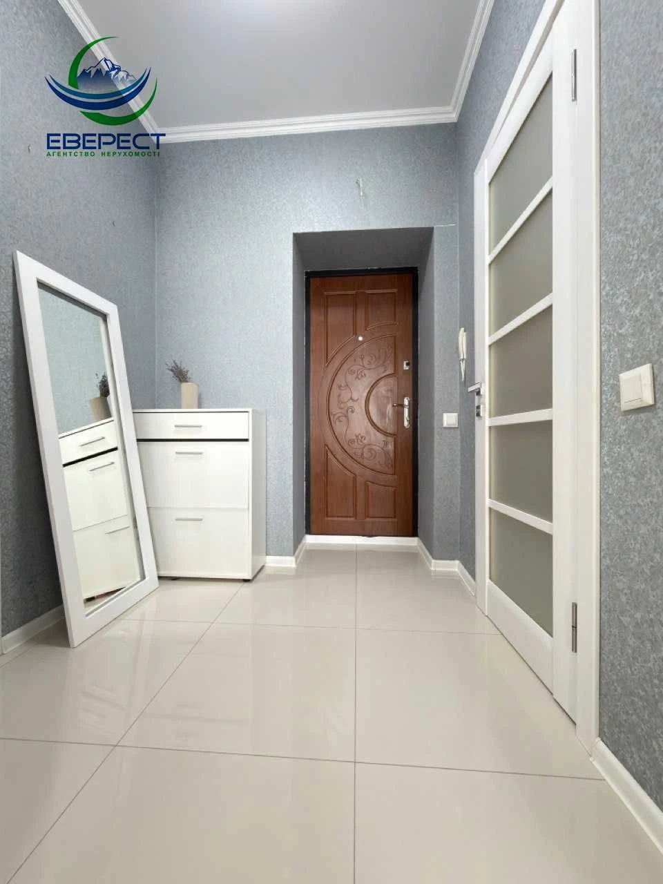 Sale of a 1-room apartment in the "Triumf" residential complex
