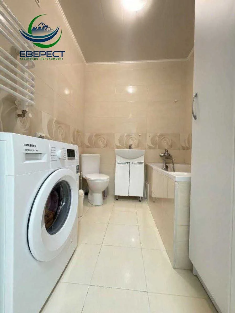 Sale of a 1-room apartment in the "Triumf" residential complex