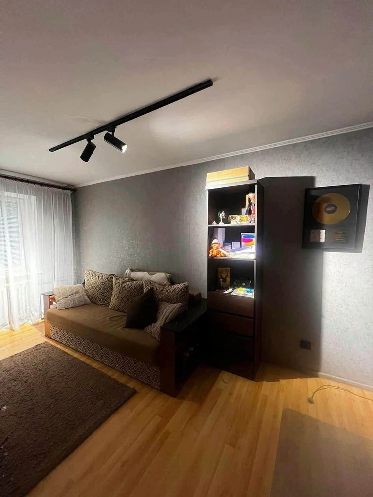 2-комнатная квартира рядом с ПРОМЕНЬЮ | РЕМОНТ | мебель | 55 900$