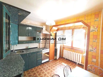 Квартира. Київ, Велика Васильківська вулиця