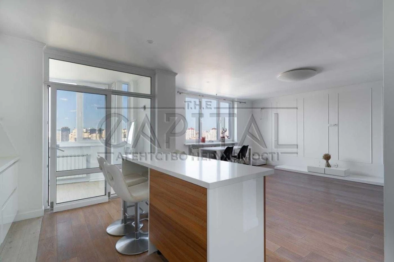 Продаж 4-кімнатна 140 м² з видом на Дніпро | ЖК Корона | Осо