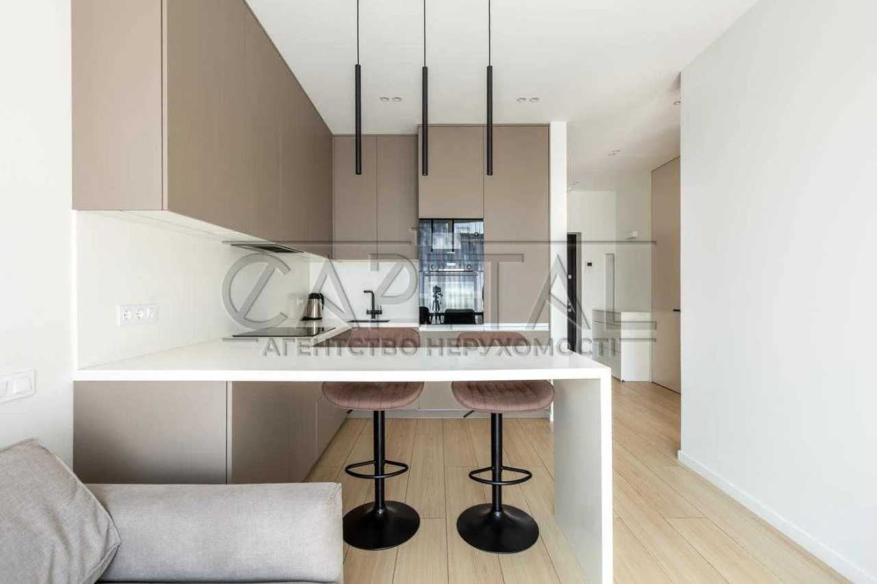 BEST PRICE! SALE! 1-bedroom apartment in the center 46 m² | Autonomous Heating