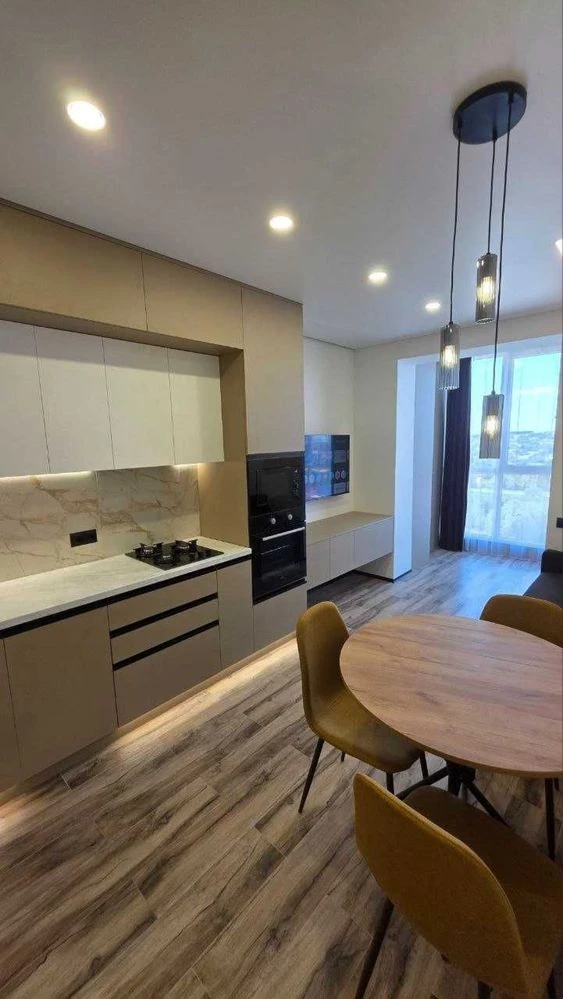 Sale of a 2-room apartment with renovation in residential complex "Happy 2" (new building, Podst)