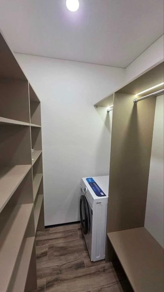 Sale of a 2-room apartment with renovation in residential complex "Happy 2" (new building, Podst)