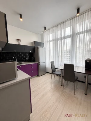В продаже квартира на Каманина