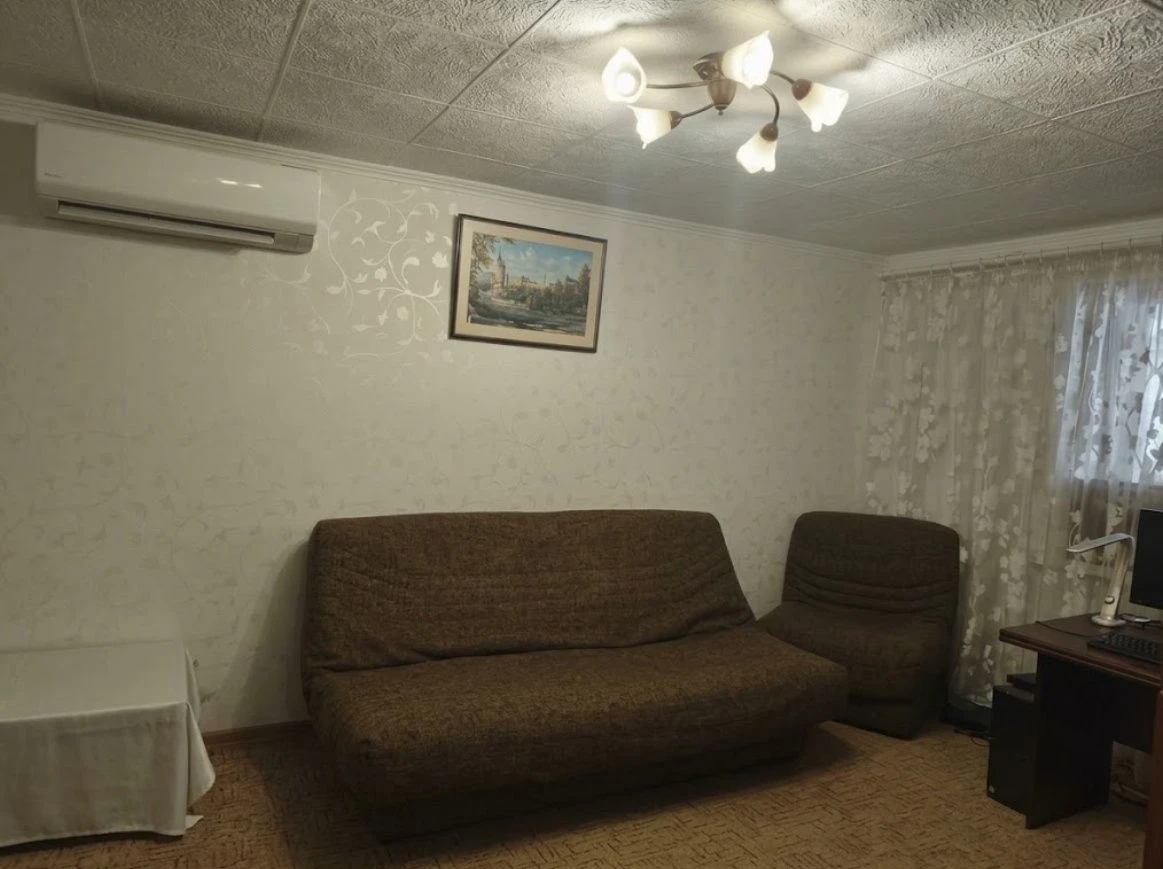 House for sale, Shatilove, near metro