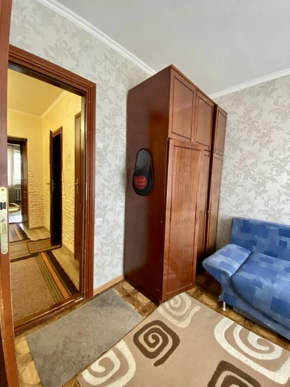 3-room apartment on вул. Rusky (Graviton)