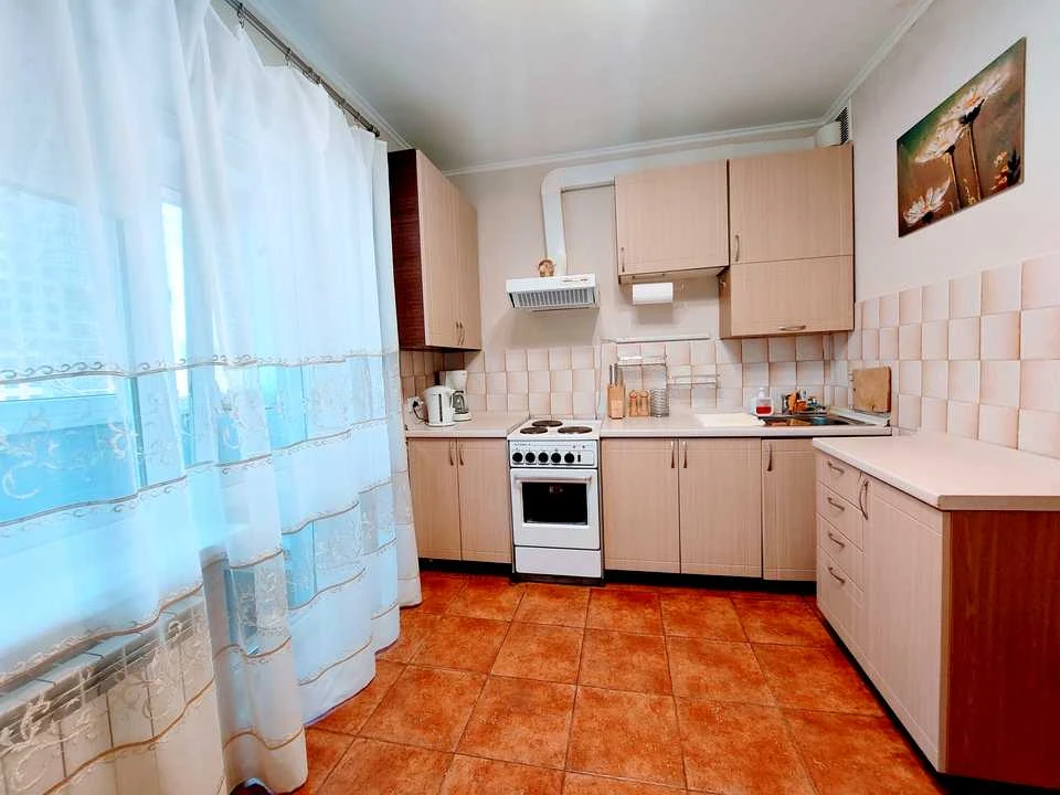Apartment. Kyiv, Autozufilska st.