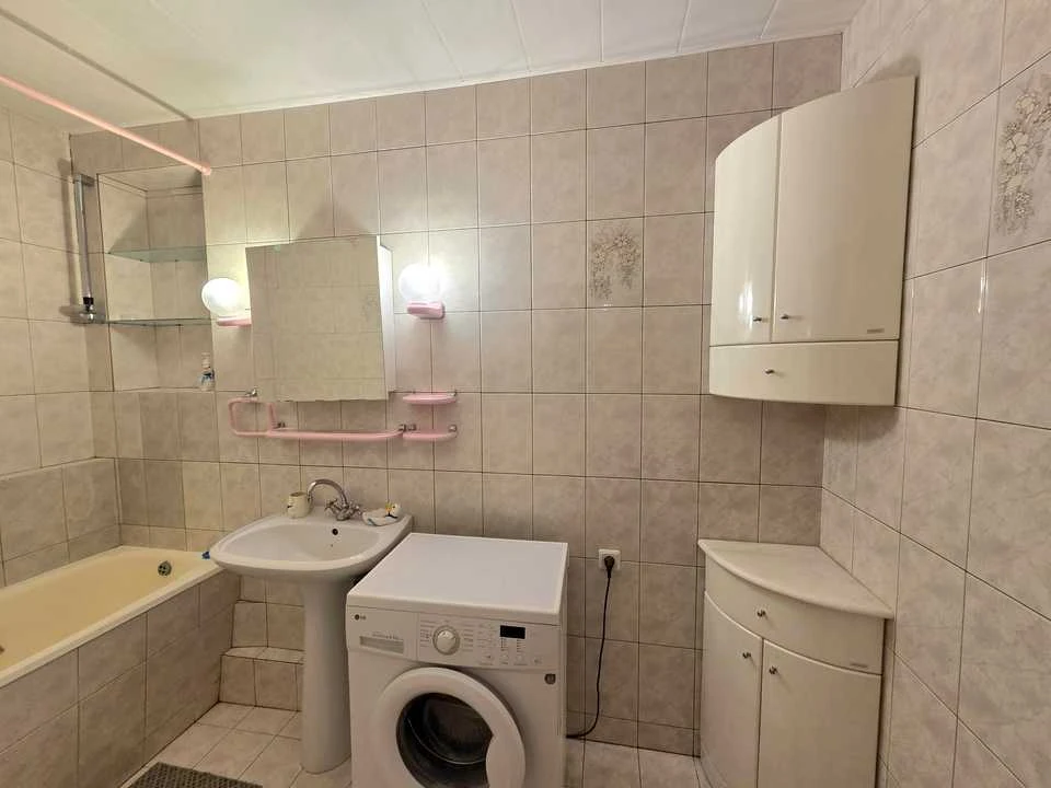 Apartment. Vasyl Tutyunikha Street, Kyiv