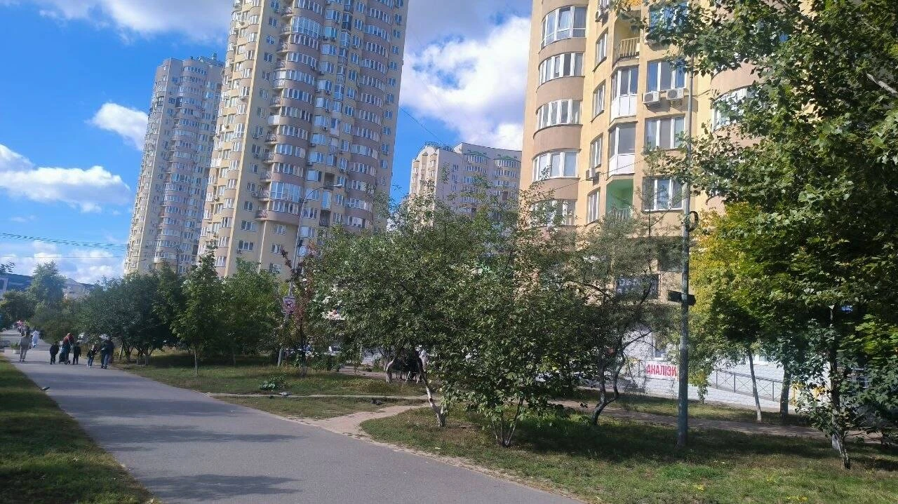 Оренда ОДНО-кімнатної квартири - студії 22кв. Вул. Анни Ахма