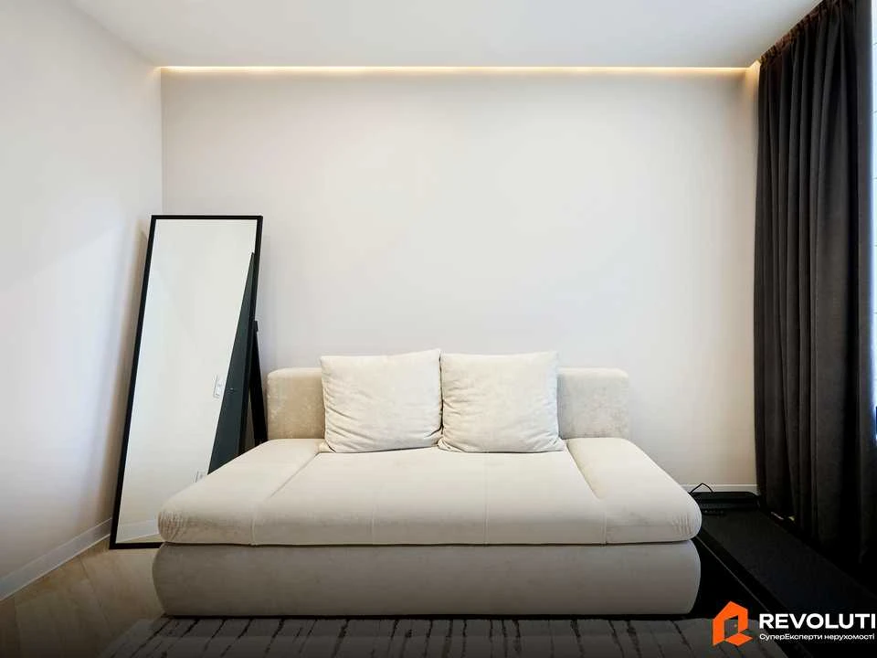 Apartment. Lubomir Guzara Prospect