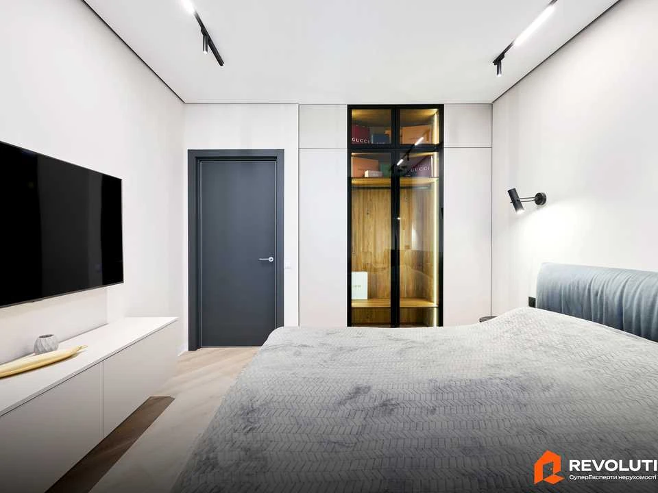 Apartment. Lubomir Guzara Prospect