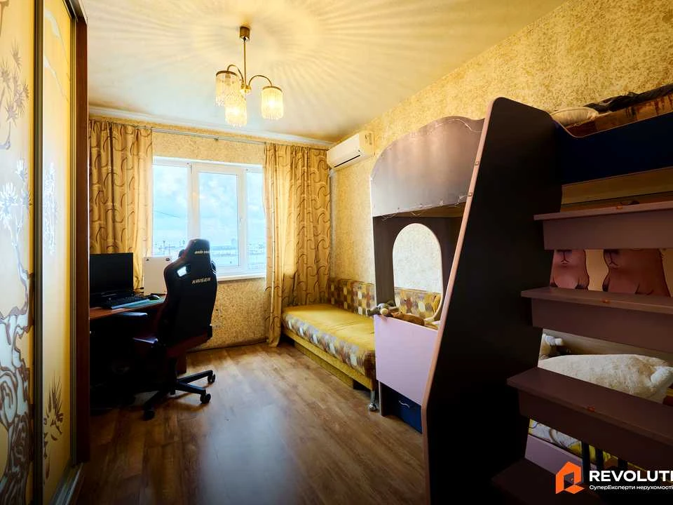 Квартира. Київ, Харківське шосе