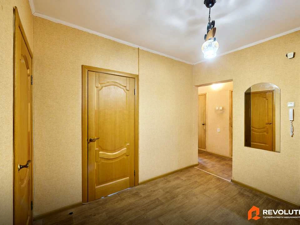 Квартира. Київ, Харківське шосе