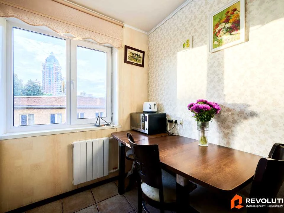 Apartment. Arsenalna Street, Kyiv