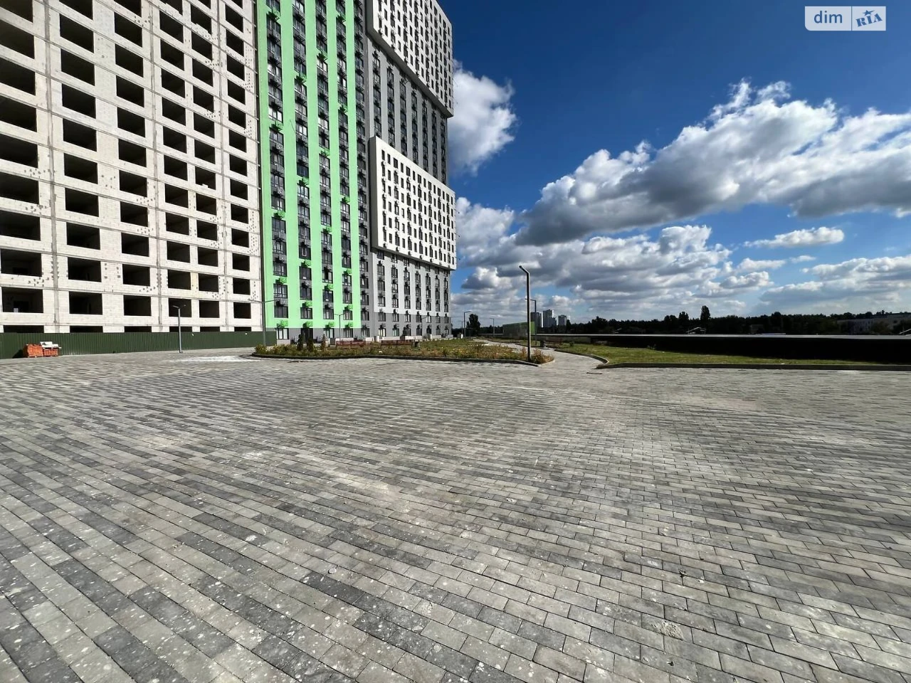 Продаж Квартири, Харківський Масив
