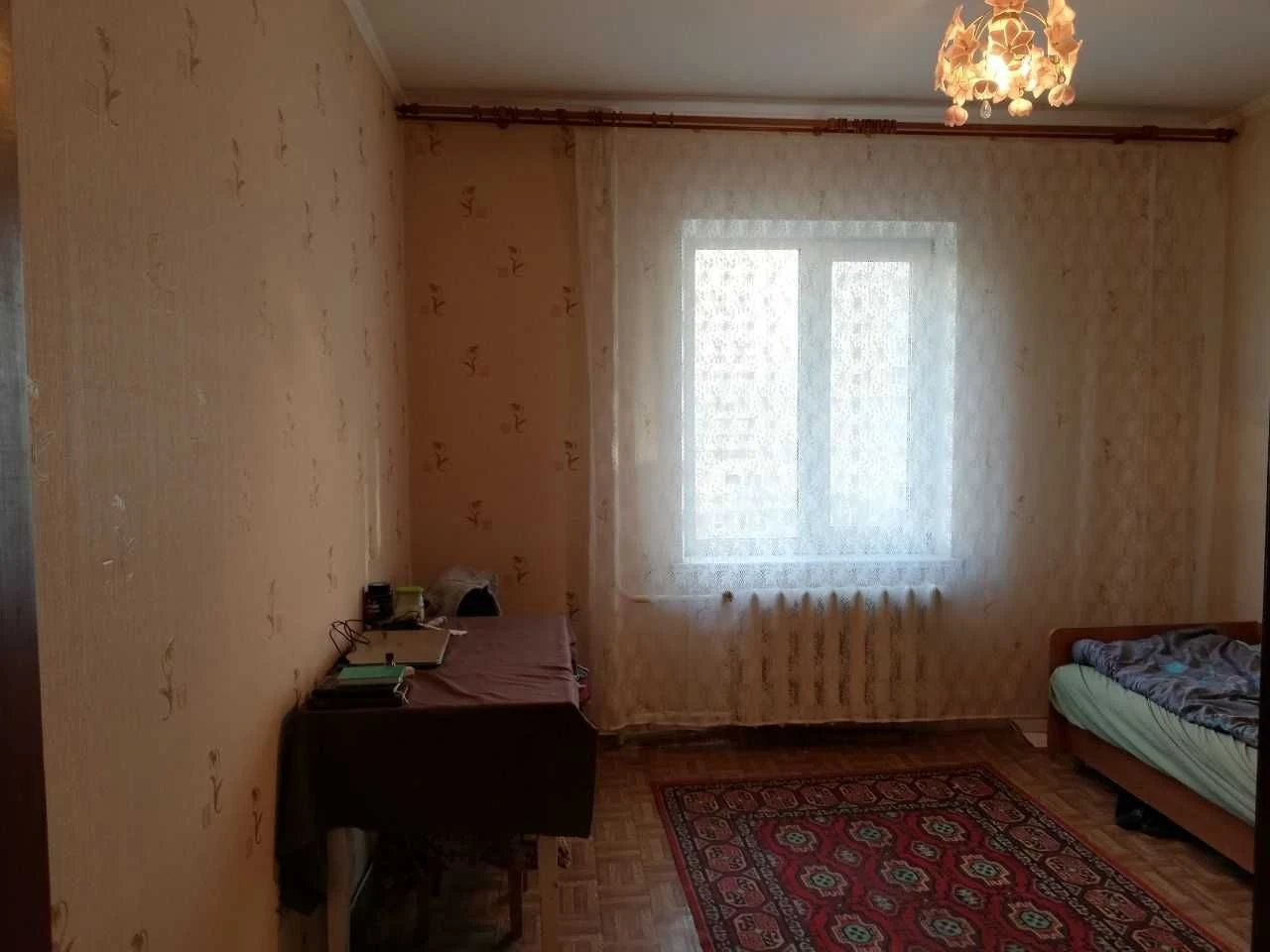 Продается 4-комнатная квартира Позняки пр. Григоренко