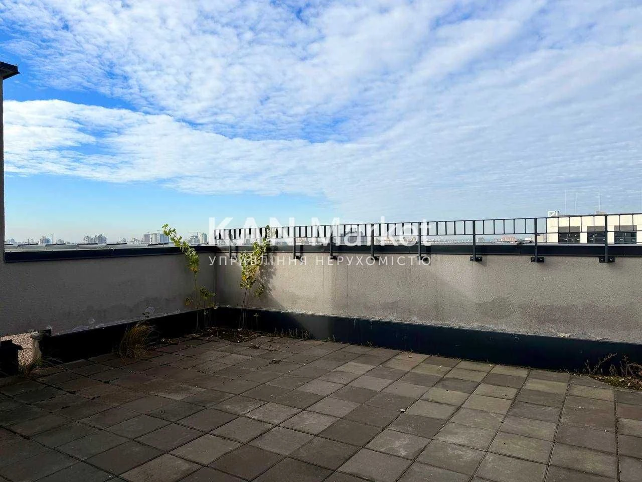 Продаж ексклюзивной 3-комнатной квартиры 190,5 м² с собственной террасой и