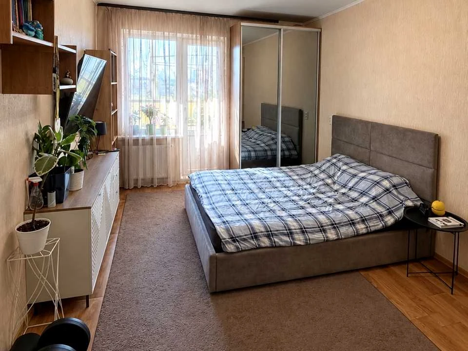 Apartment. Zdolbunivska Street, Kyiv