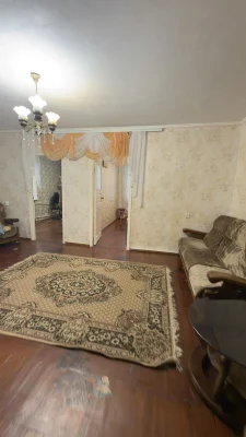 Продам 4 х комнатную квартиру на Ак.Филатова.