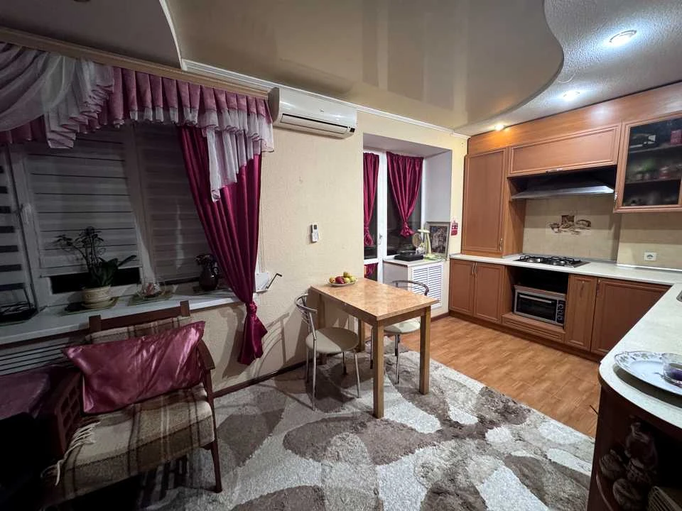Apartment. Zaporizhzhia, Poliakova Street